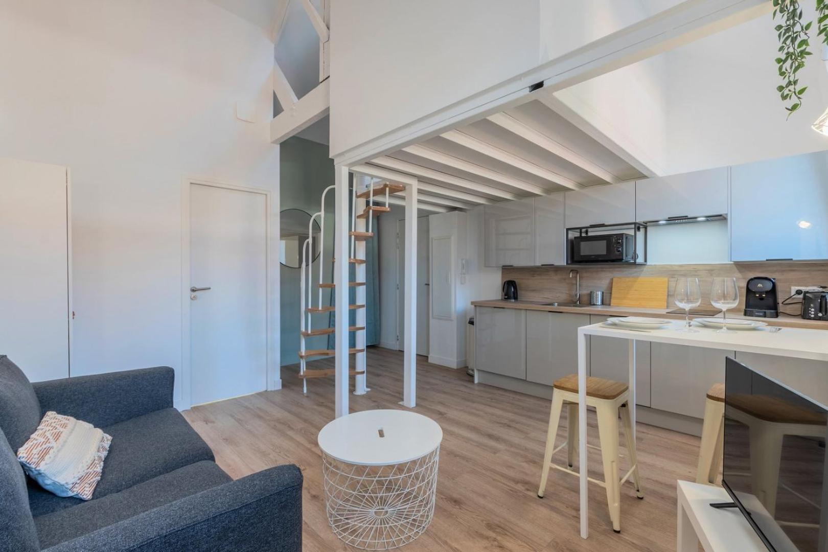 1 Bedroom Duplex Apartment, With Parking Tourcoing Ngoại thất bức ảnh